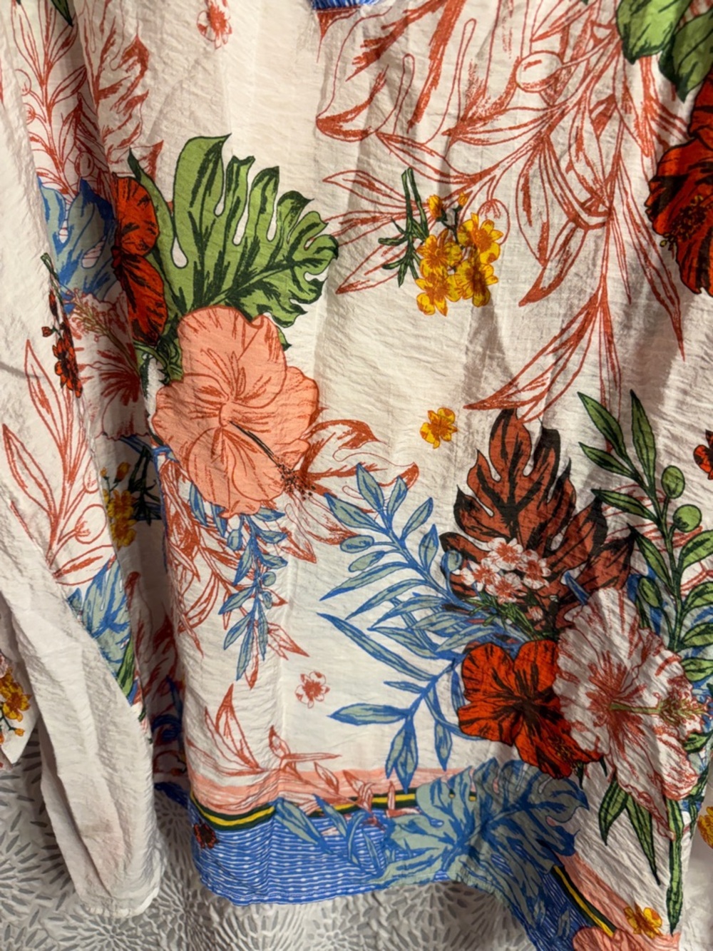 John Mark White Tunic with Multicolor Floral Print and Blue Trim - Picture 6 of 6